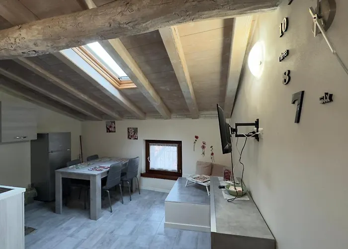 Casa Vilma 3 - Peschiera Del Garda شقة كافالكاسيل