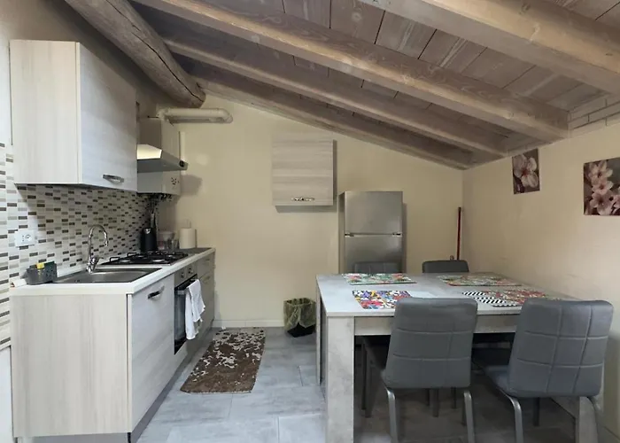 Casa Vilma 3 - Peschiera Del Garda * كافالكاسيل