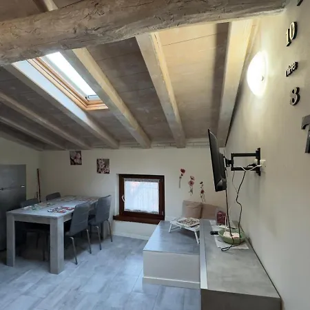 Casa Vilma 2 Apartment Cavalcaselle