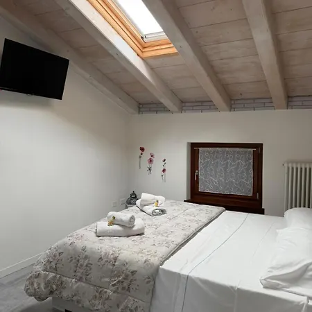 Casa Vilma 3 - Peschiera Del Garda Apartament *